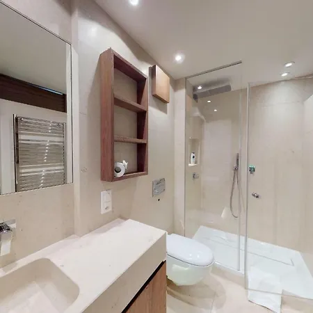 Διαμέρισμα Ruinatsch 67