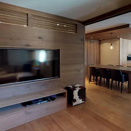 Ruinatsch 67 Σεντ Μόριτζ